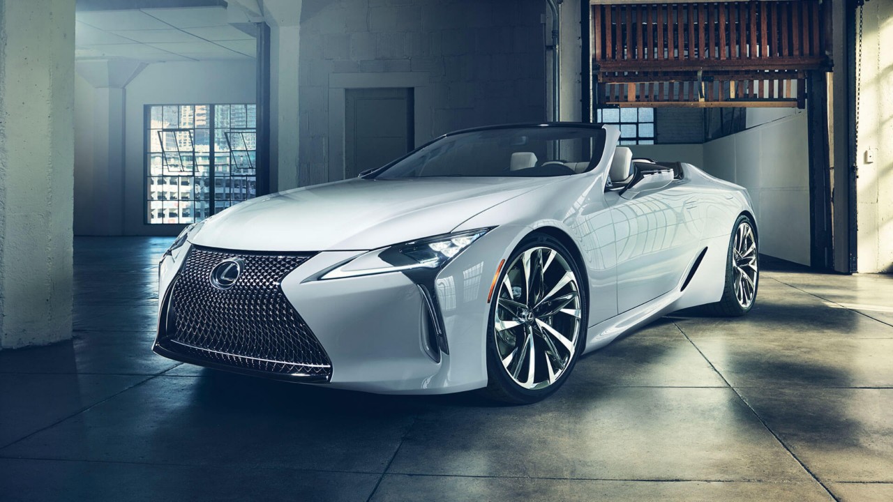 ЗАПОЗНАЙТЕ СЕ С КОНЦЕПТУАЛНИЯ МОДЕЛ LEXUS LC КАБРИОЛЕТ