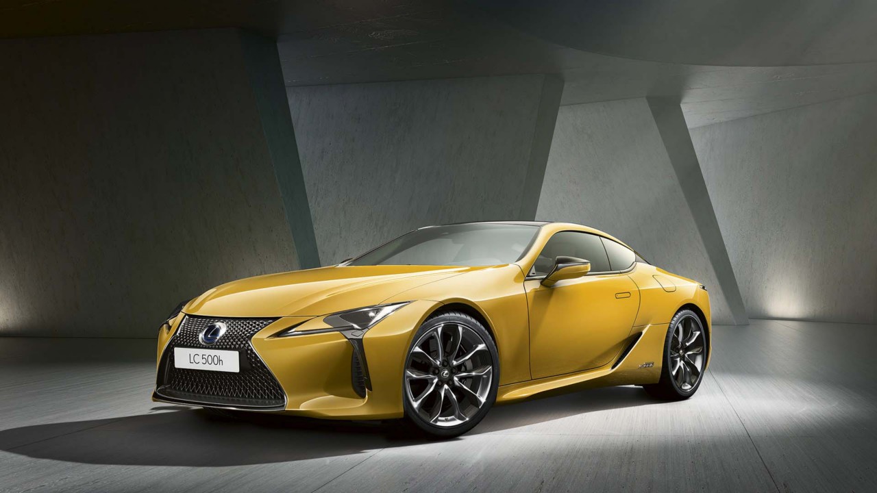 LEXUS ПРЕДСТАВЯ НОВОТО ОСЛЕПИТЕЛНО КУПЕ LC YELLOW EDITION