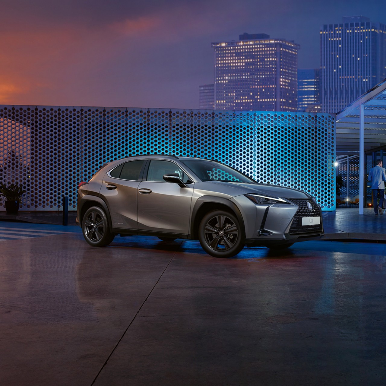 Lexus-latest-offers-UX-1920x1920_tcm-3157-2313013
